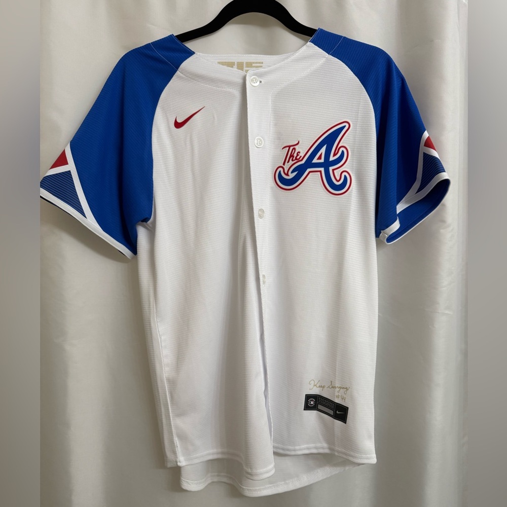 Women’s Large Hank Aaron Braves Jersey